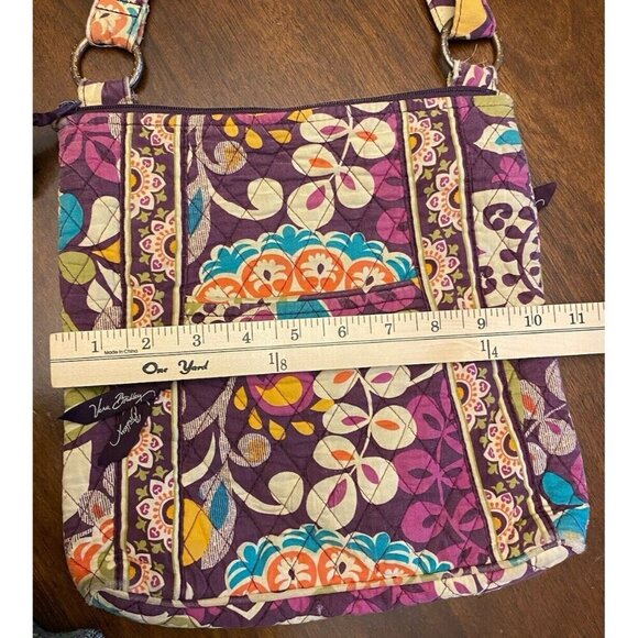 Vera Bradley Cross Over Purse Purple Paisley Quilted Hipster Purse Bag 10 X 11 - Picture 9 of 12
